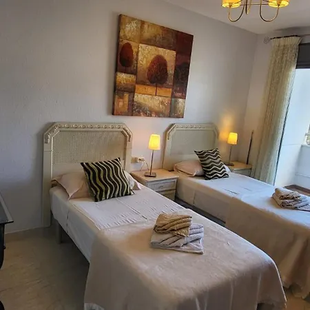 - Luxury 3 Bedrooms * Fuengirola