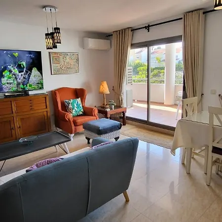 Apartment - Luxury 3 Bedrooms
