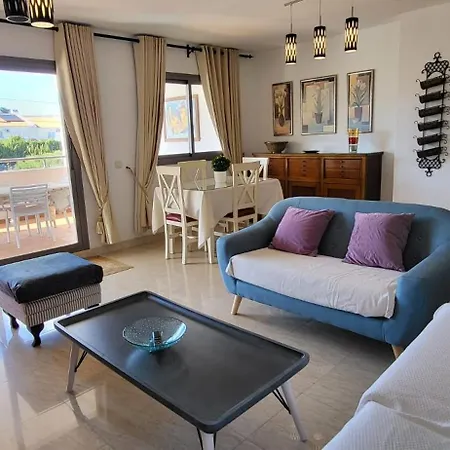 - Luxury 3 Bedrooms