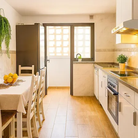 - Luxury 3 Bedrooms Apartment Fuengirola